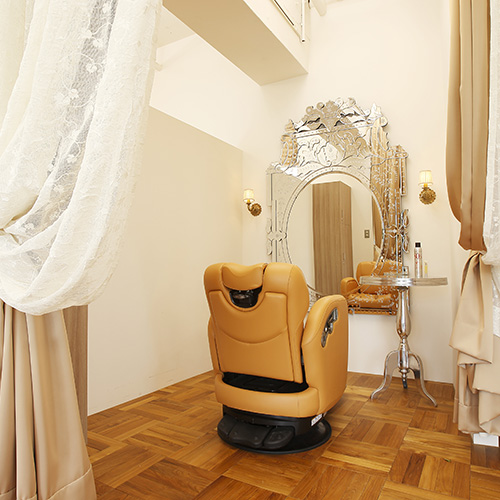 オブ ネイル＆アイラッシュ　銀座店