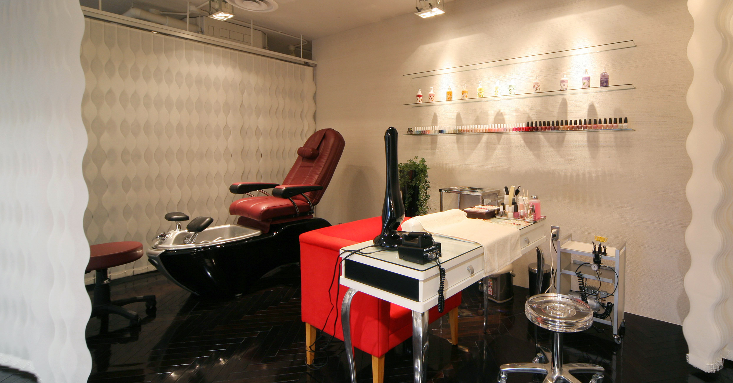 オブ ネイル&アイラッシュ 自由が丘ウエスト店