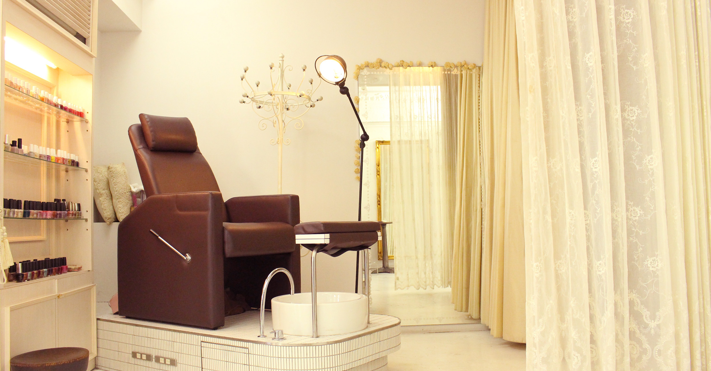 オブ ネイル&アイラッシュ 表参道店